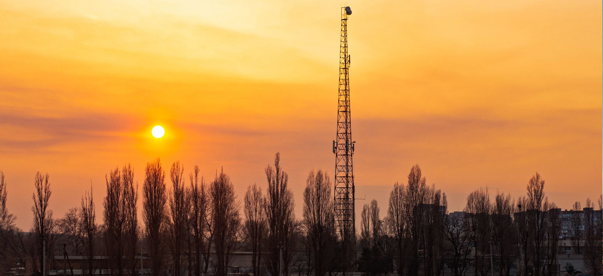 Transmission tower